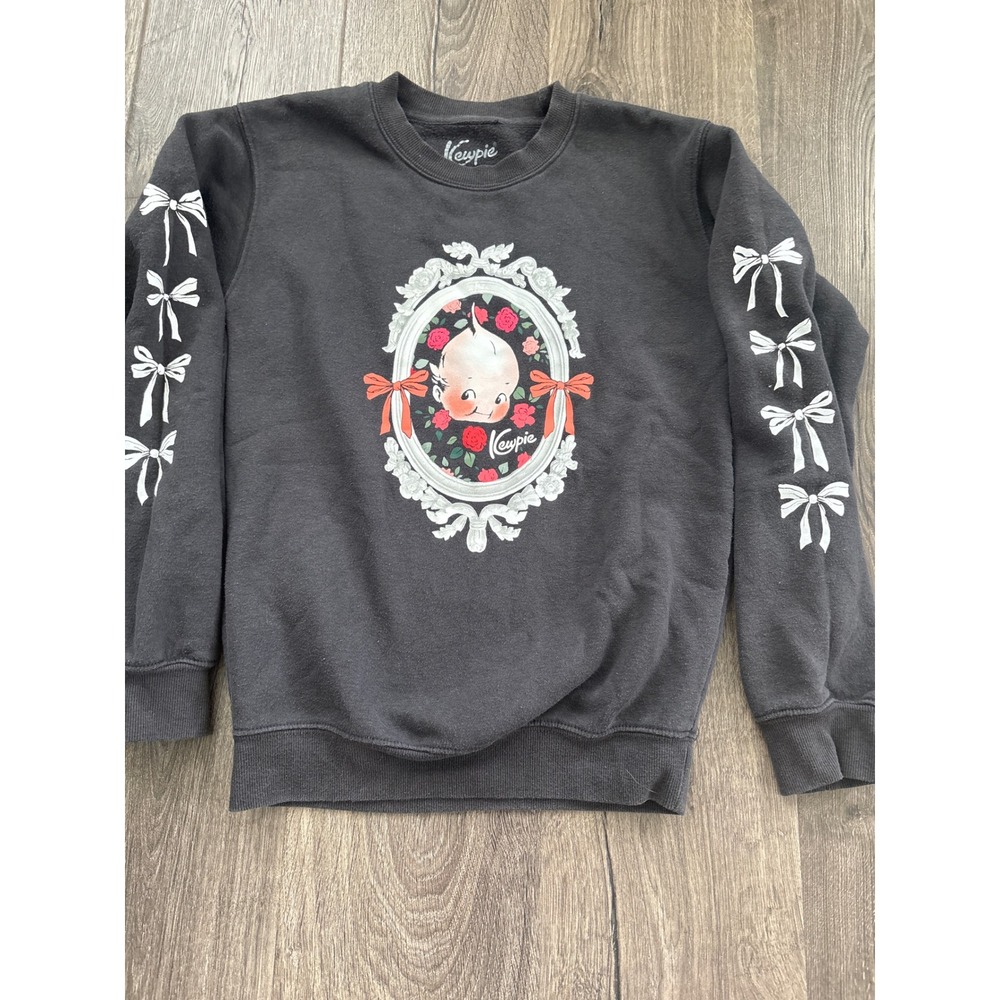 Vintage Kewpie Doll Bow Graphic Sweatshirt Black Crewneck Coquette Rose Mirror